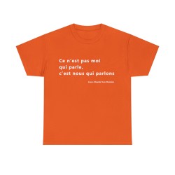 Tshirt unisex orange avec une phrase de JCVD