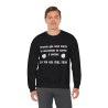 homme avec Sweat noir n'avoir que deux mains ...