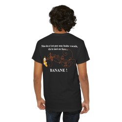homme avec T-shirt noir mon dos n'est pas une boite vocale.
