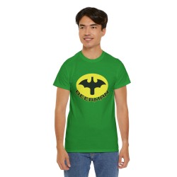 homme avec Tshirt unisexe BEERMAN vert