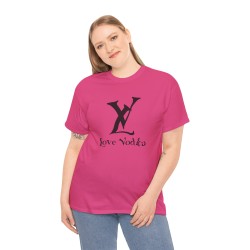 femme avec Tshirt unisexe LV Love Vodka fuchsia