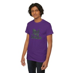 homme avec Tshirt unisexe The lord of the Drinks violet