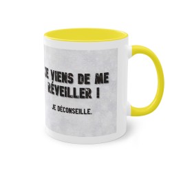 Mug fond jaune je viens de me réveiller