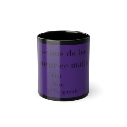 Mug de face sondage du matin violet sur fond noir