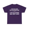 T-shirt violet c'est pas moi qu'explique mal